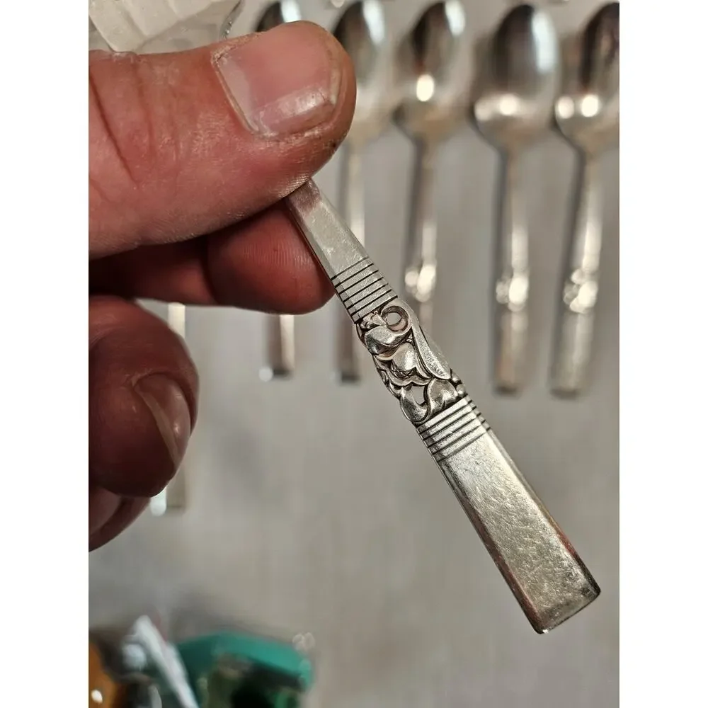Oneida Community Morning Star Silverplate Flatware 26 Piece Lot